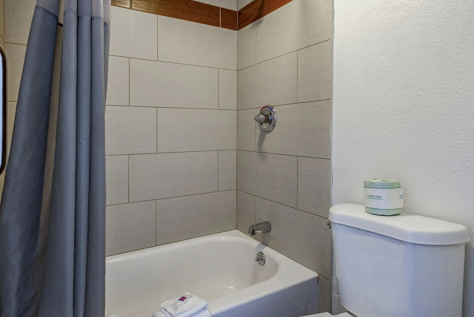 Days Inn by Wyndham Cincinnati I-71