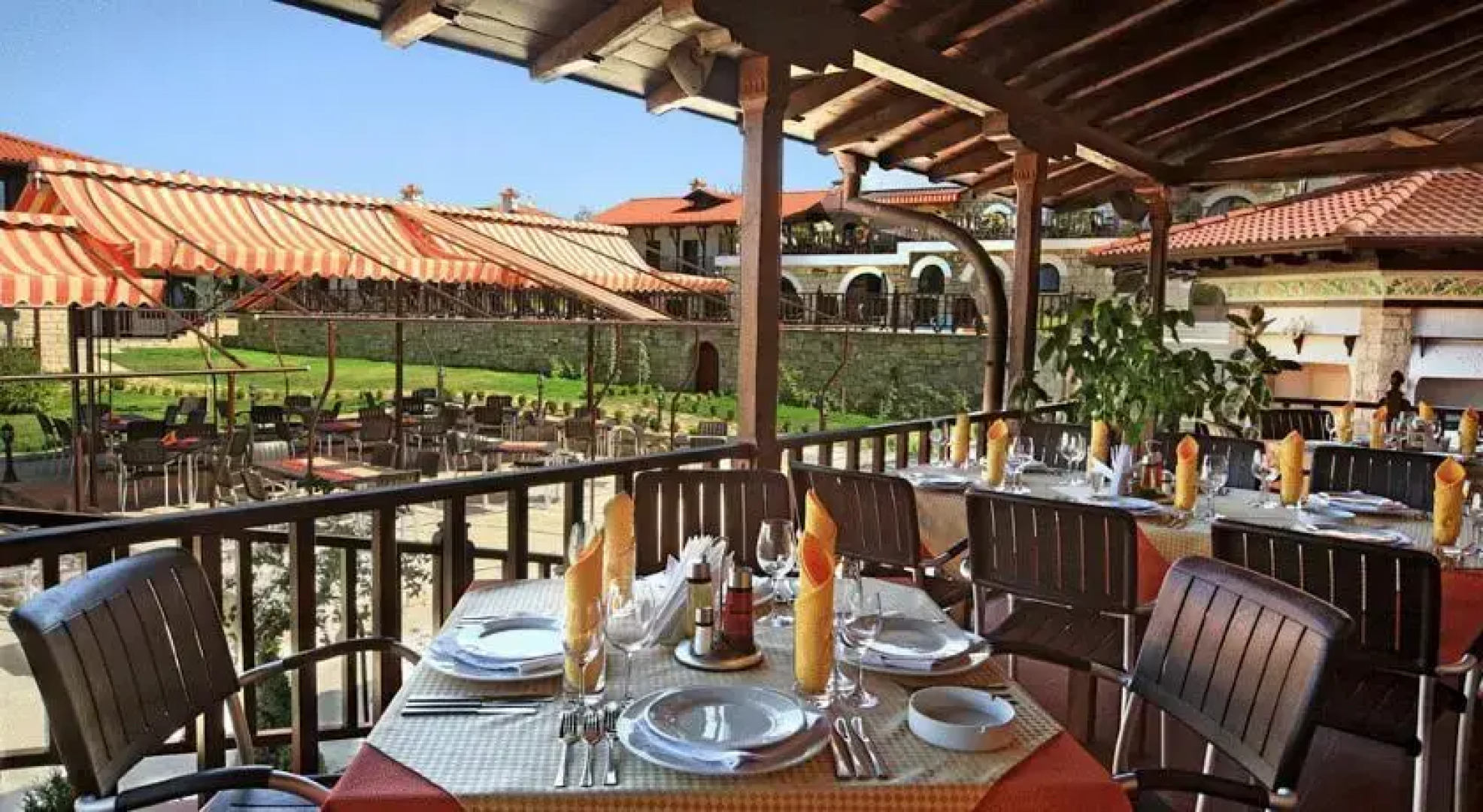 Rachev Hotel Residence