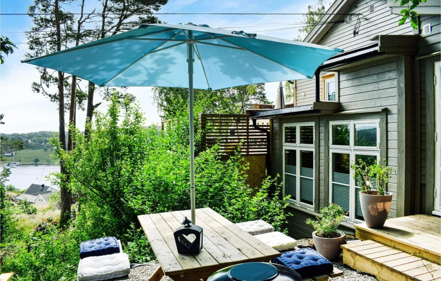 The Woodpecker Cottage Tree