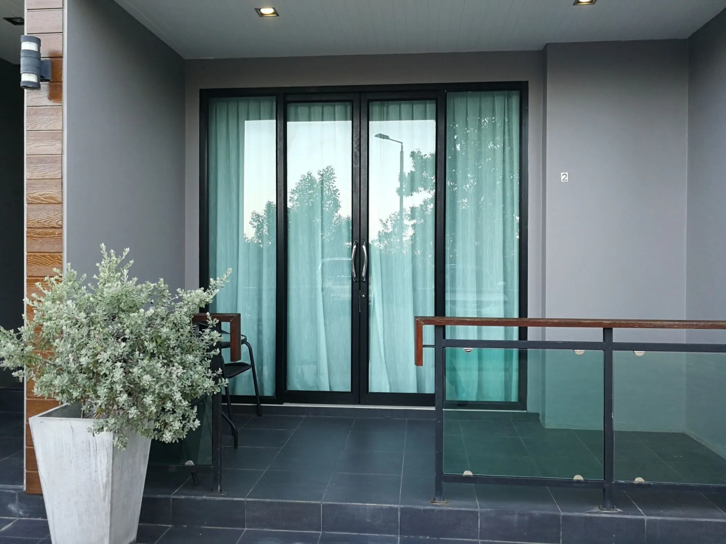 Nutchana Hill Boutique Hotel