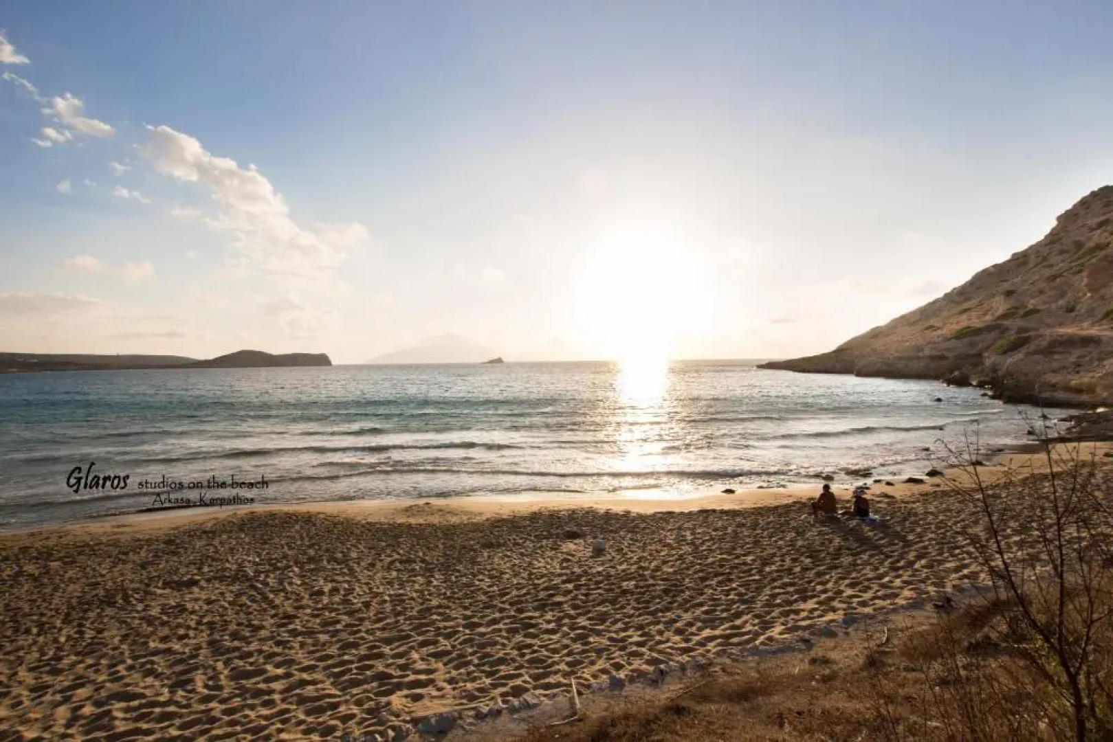 Glaros luxury studio on the Beach