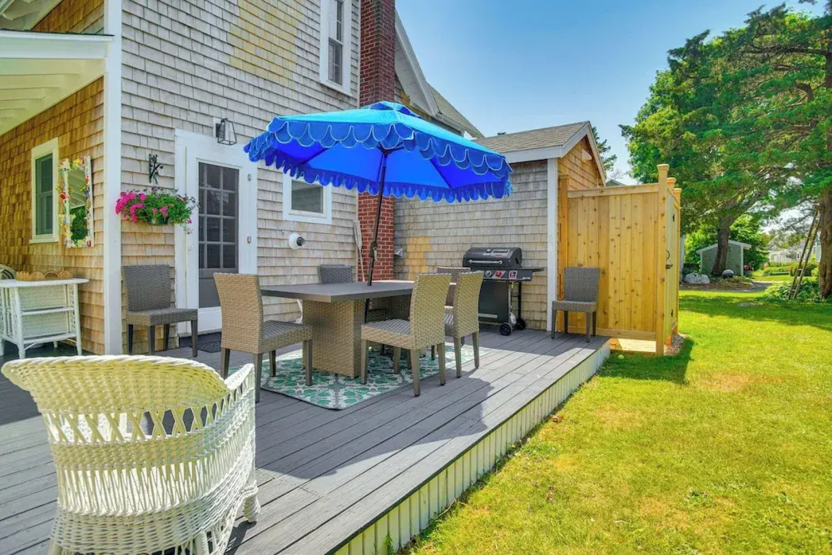 Pocasset Home w/ Kayaks & Bikes: Walk to 2 Beaches