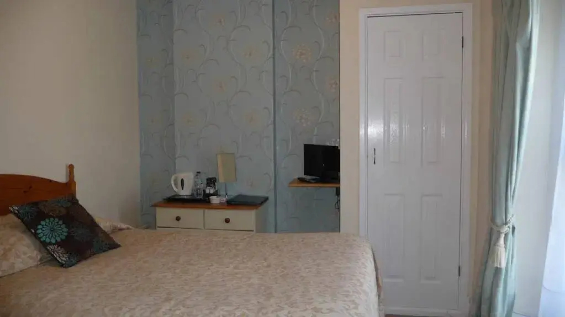 White Horse Guesthouse