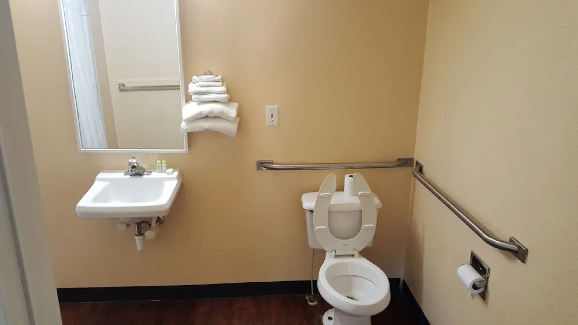 Americas Best Value Inn - Mentor