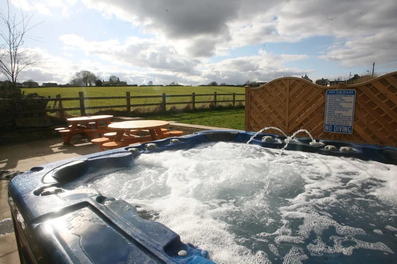 Large Luxury Self-Catering Barn