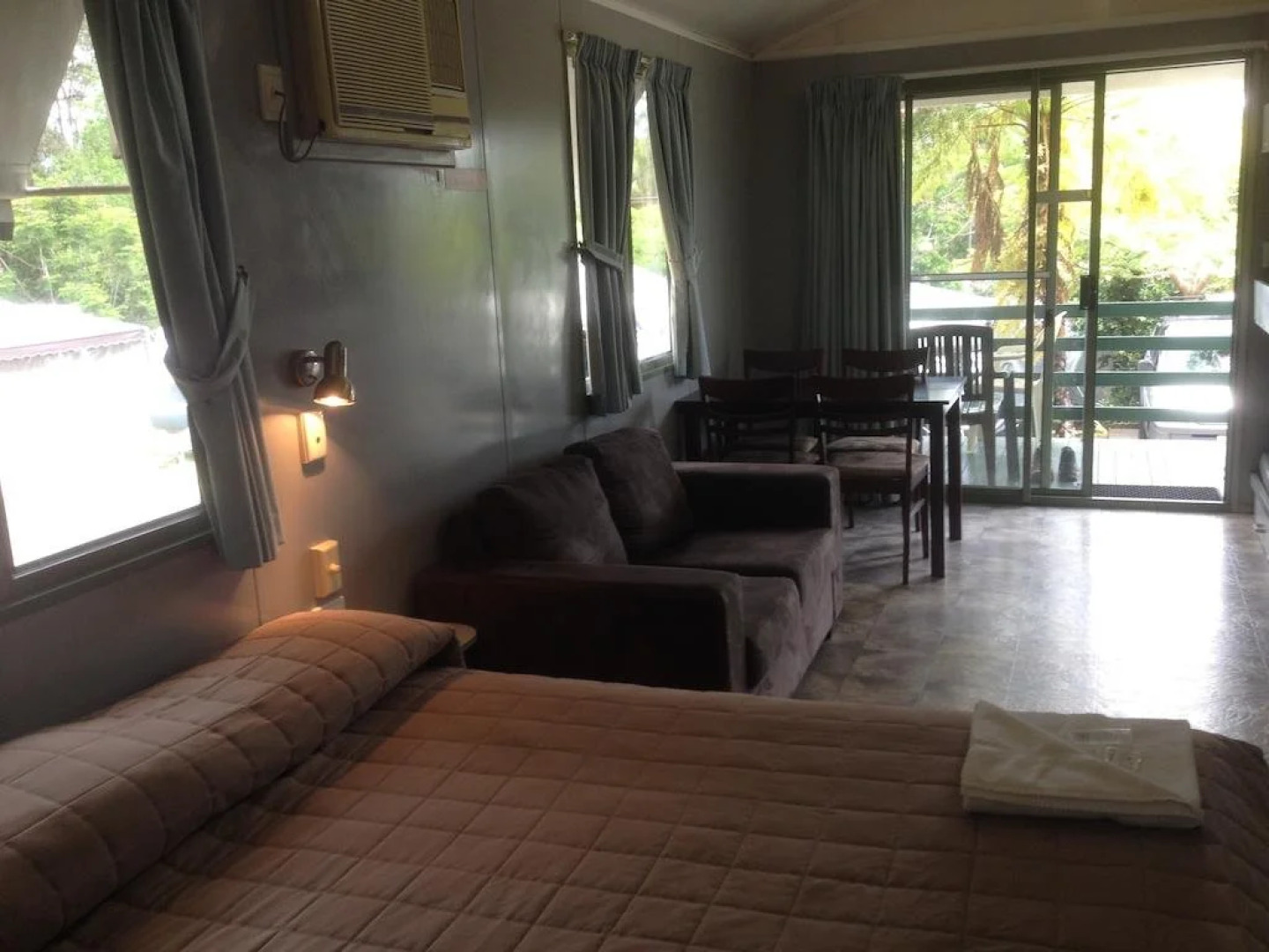 Palmwoods Caravan Park Cabin