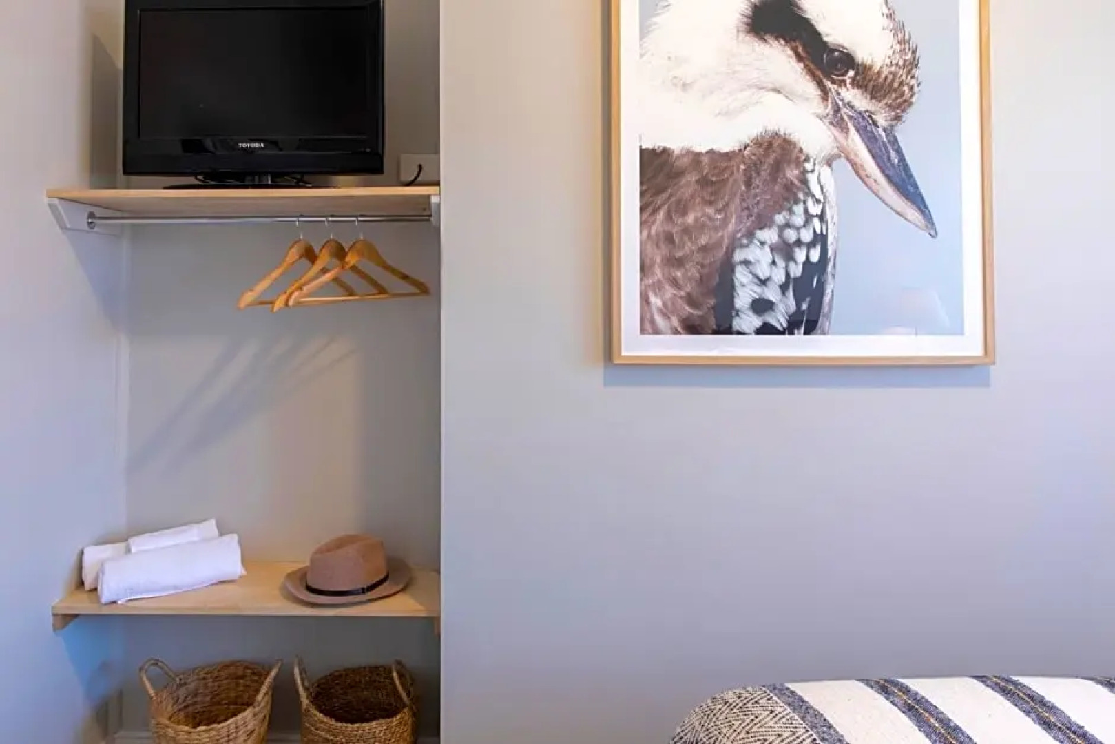 Robertson Public House