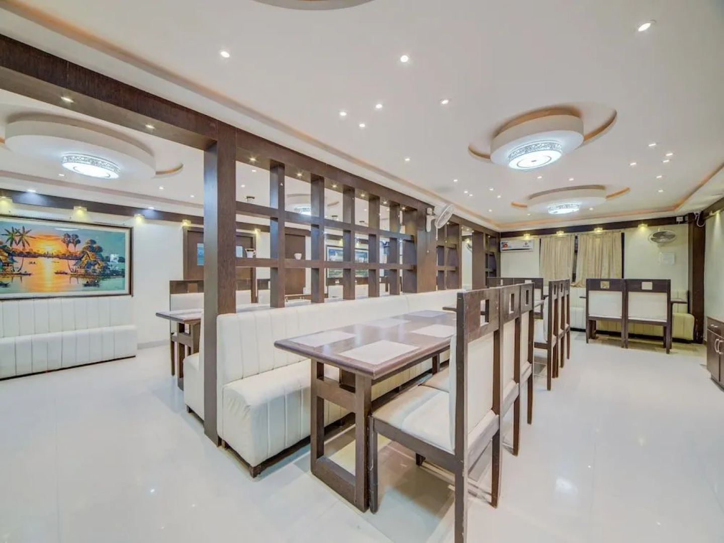 OYO 24397 Flagship 9 Star Hotel Shamshabad