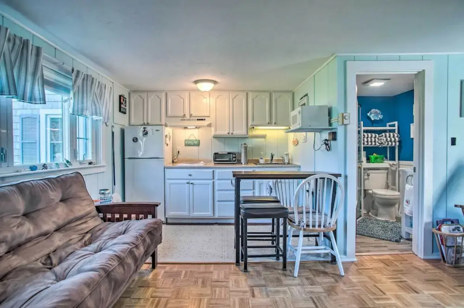 Romantic Cape Cod Studio w/ Patio, Near Beaches