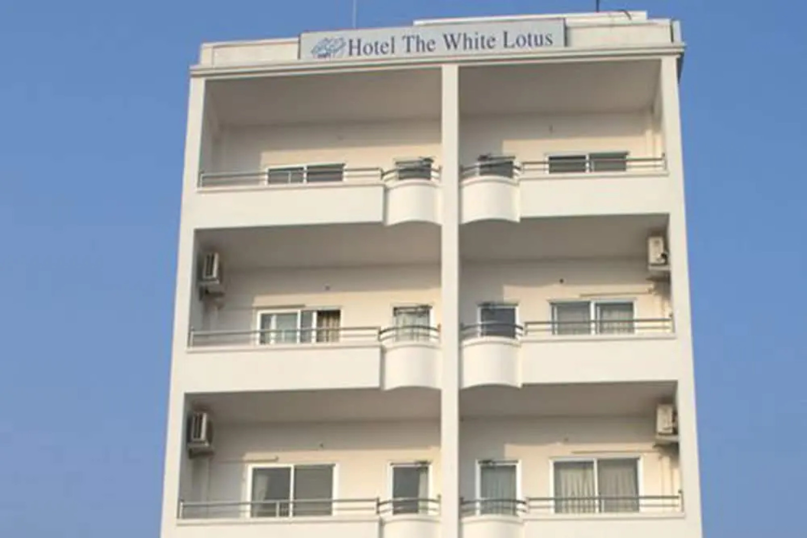 The White Lake Hotel