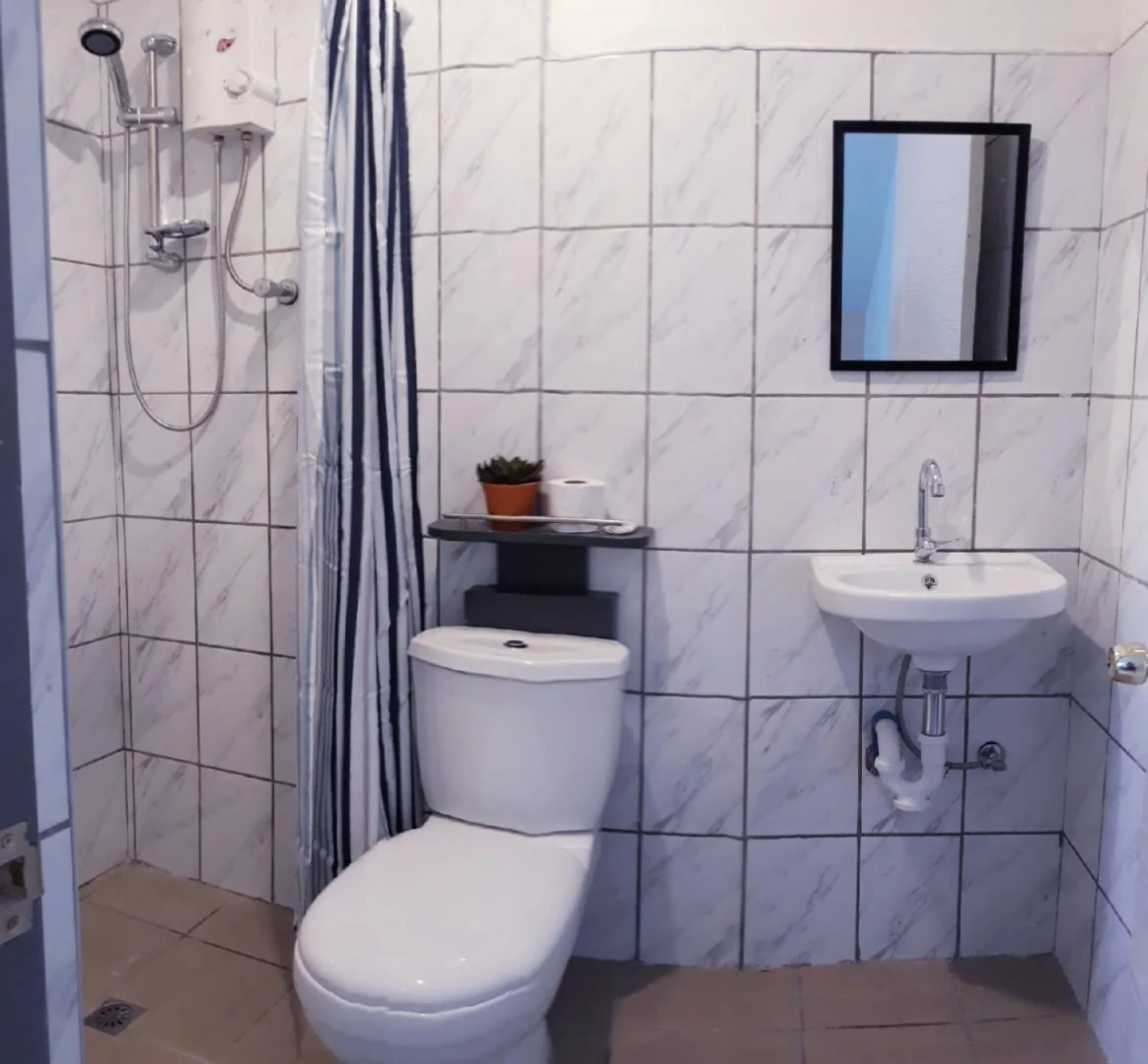 Hotel Sisters Inn  Moalboal