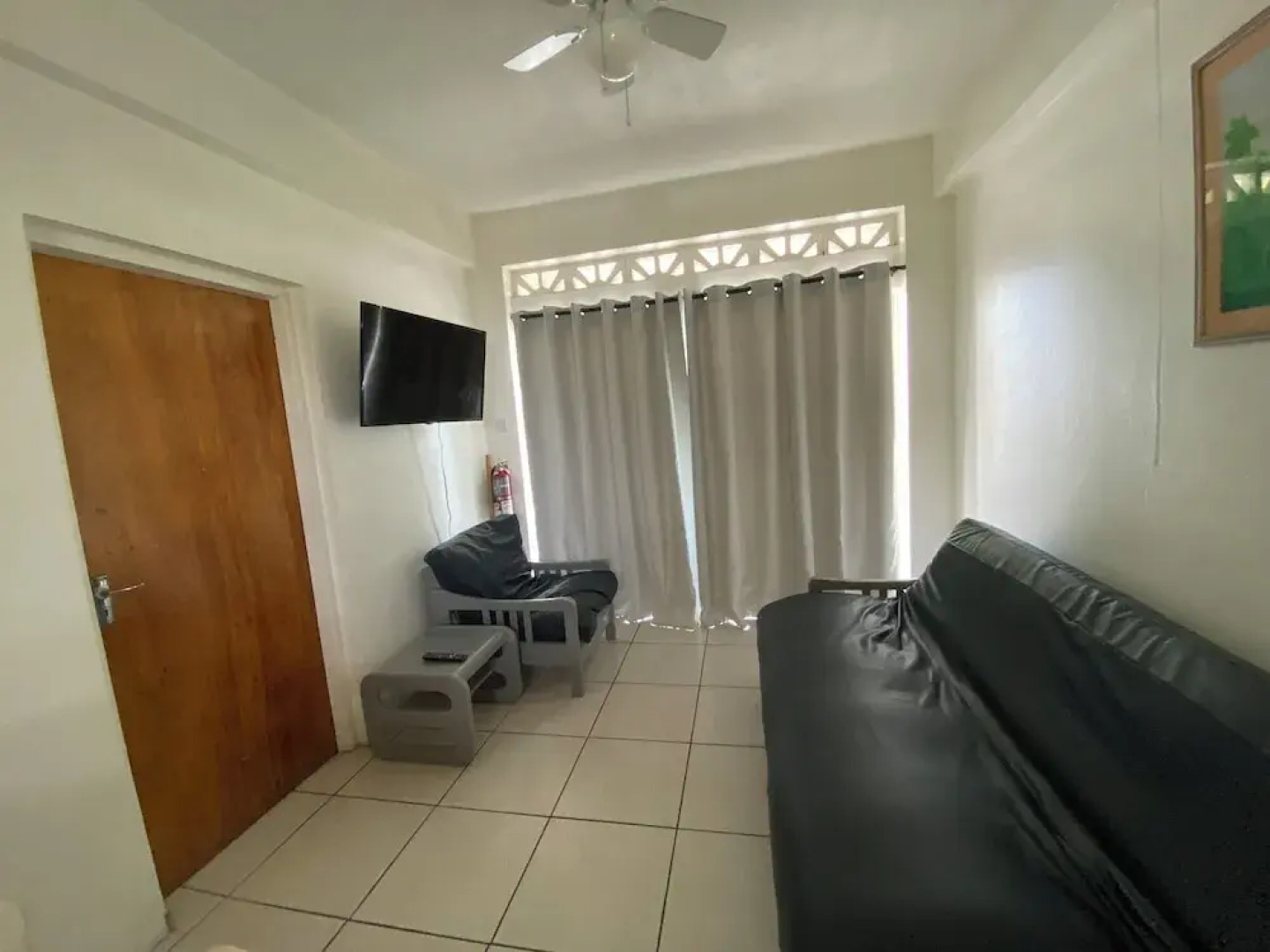 Melrose Beach Apartments