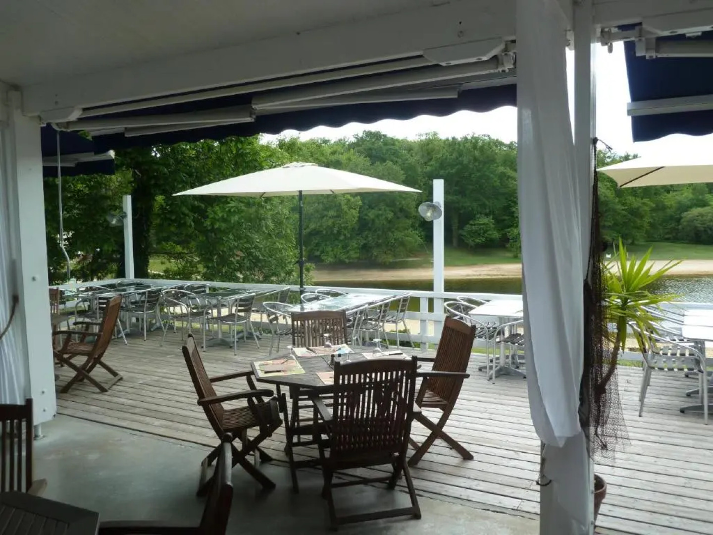 Etang Vallier Resort