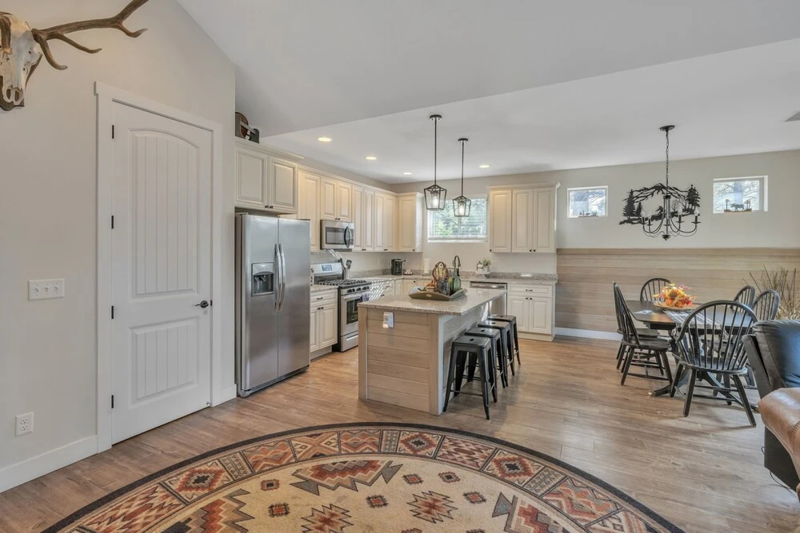 Place In The Pines 3 Bedroom Cabin by Redawning