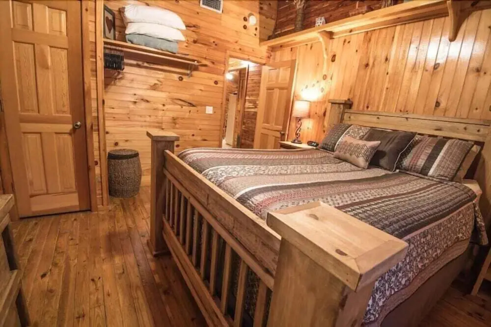 Woodland Hideaway & Cottage - 3 Br Cabin