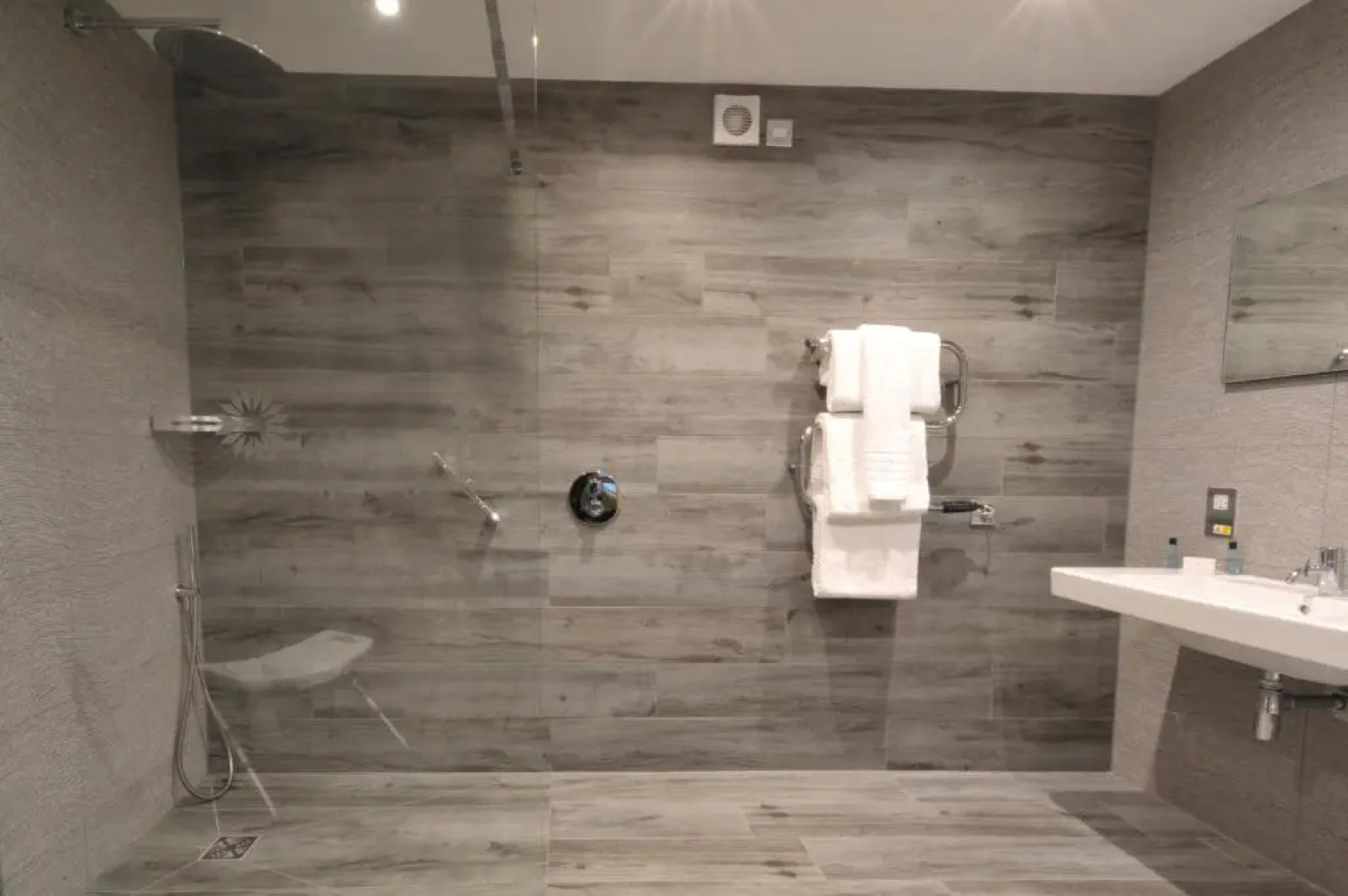 The Inn on Loch Lomond