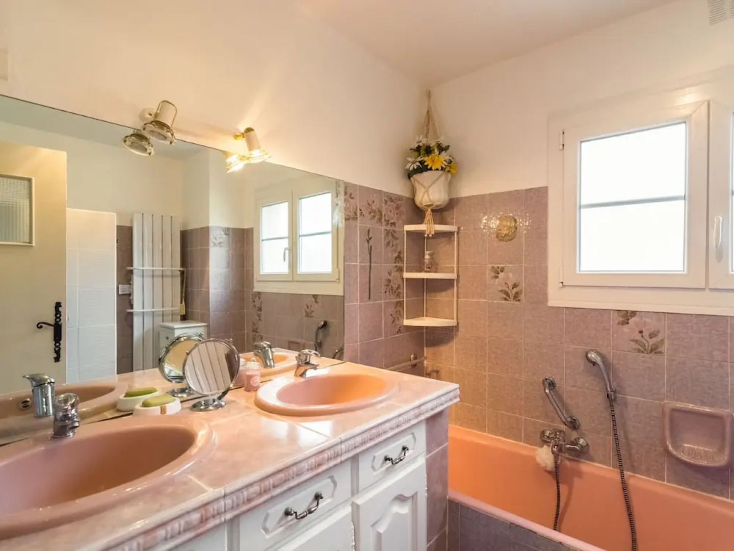 Beautiful Holiday Home in Lorgues with Garden