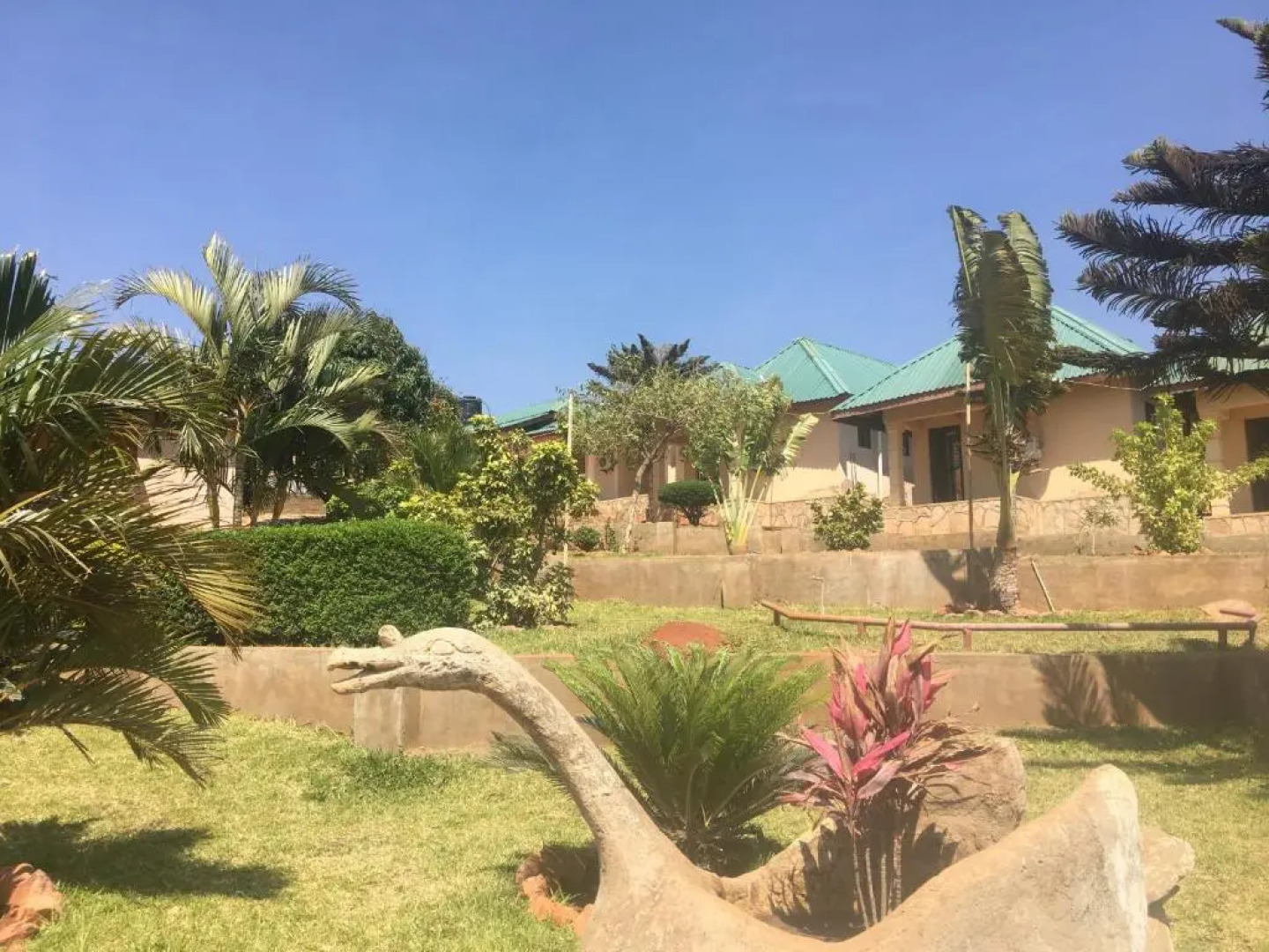 Rombado Residence Lodge