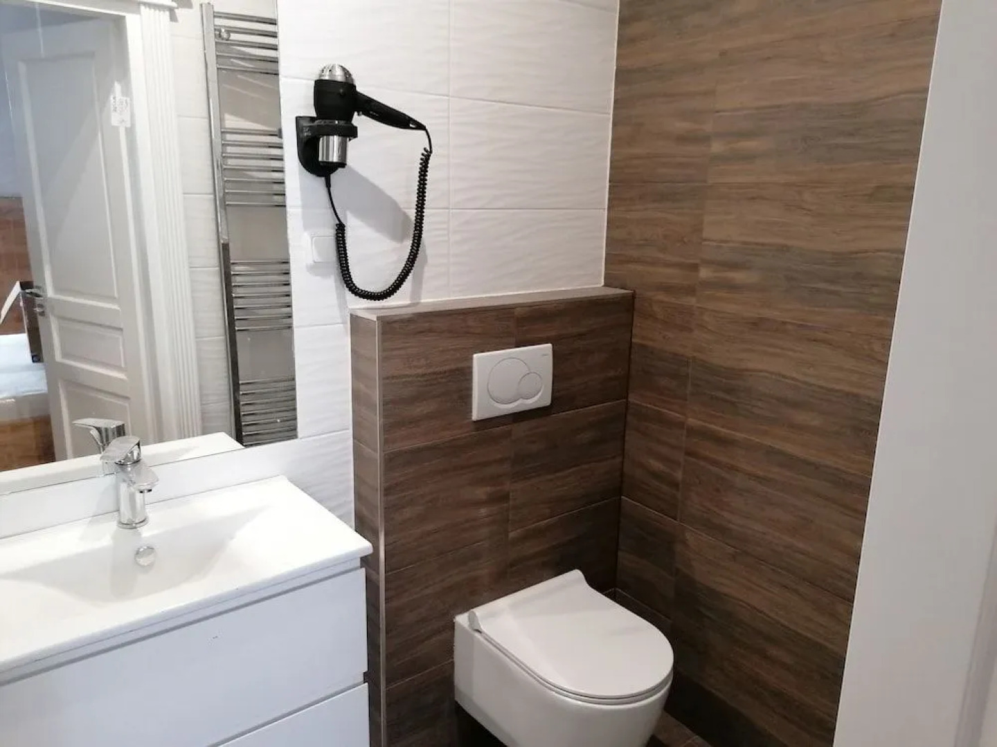 GOLDEN STAR - Premium Apartments