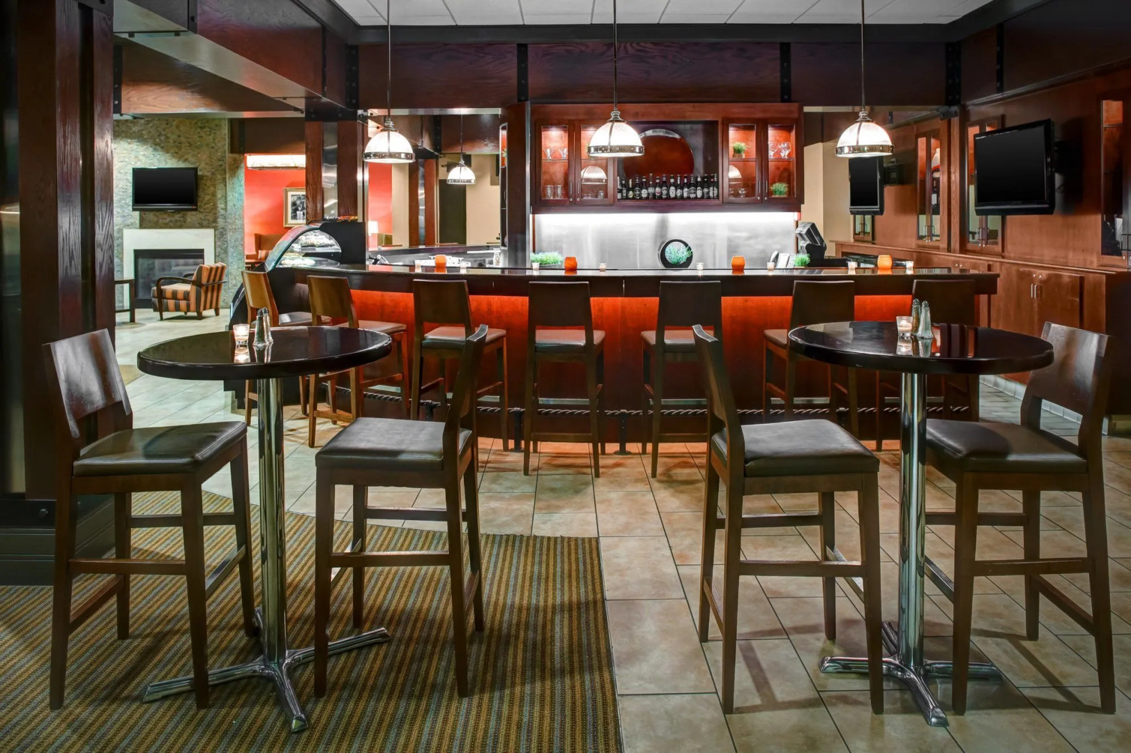 Four Points by Sheraton Huntsville Airport