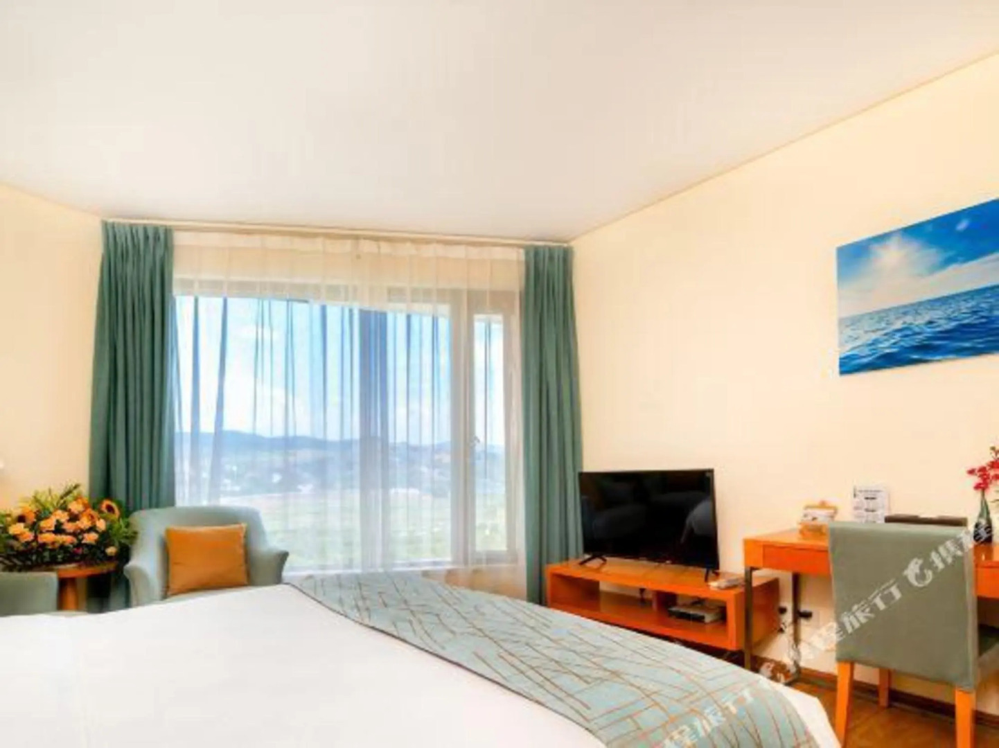 Fuxianhu Zhijia Hotel