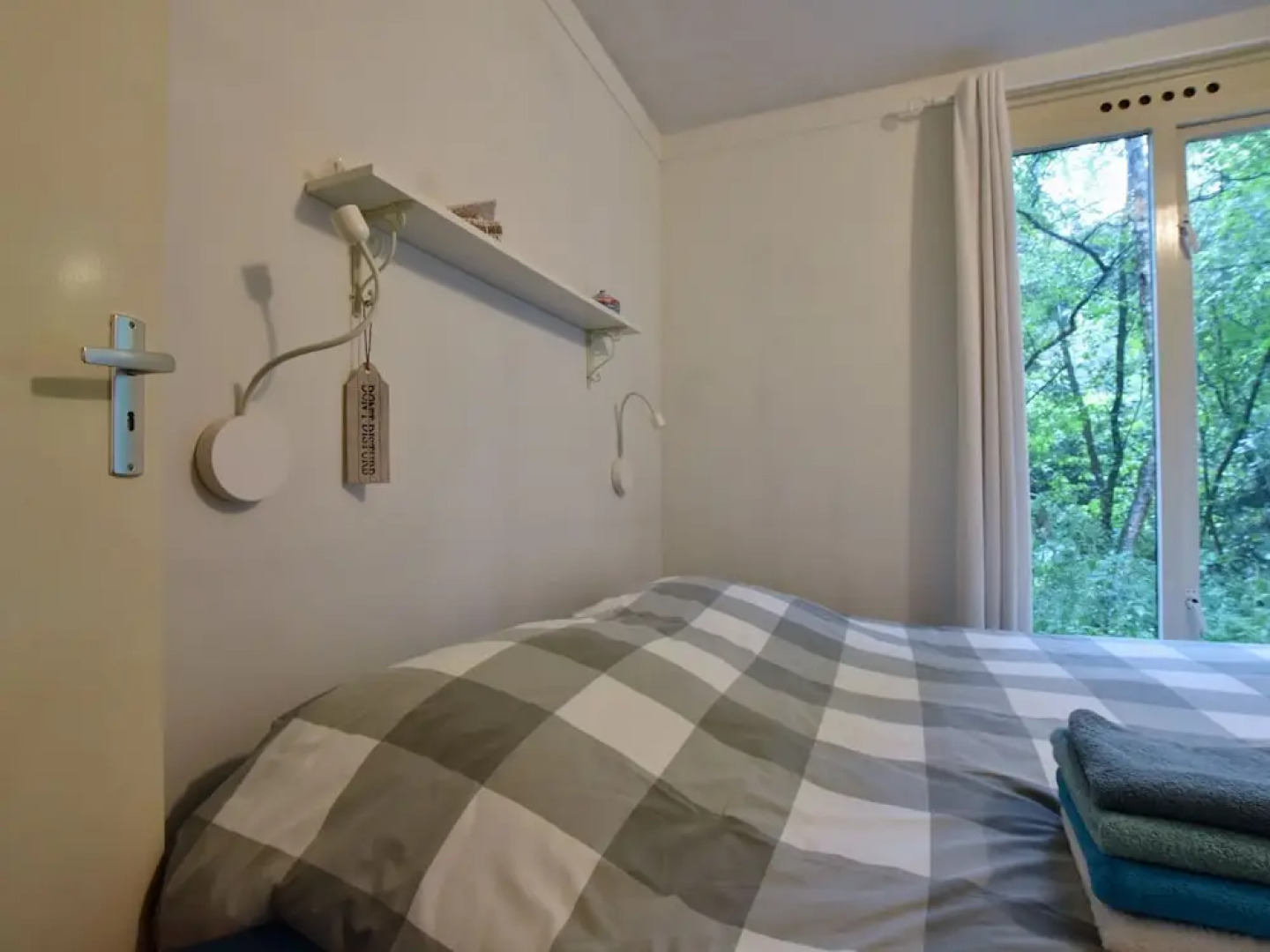 Holiday Home With Atmospheric Decor and Veranda, on the Edge of the Veluwe