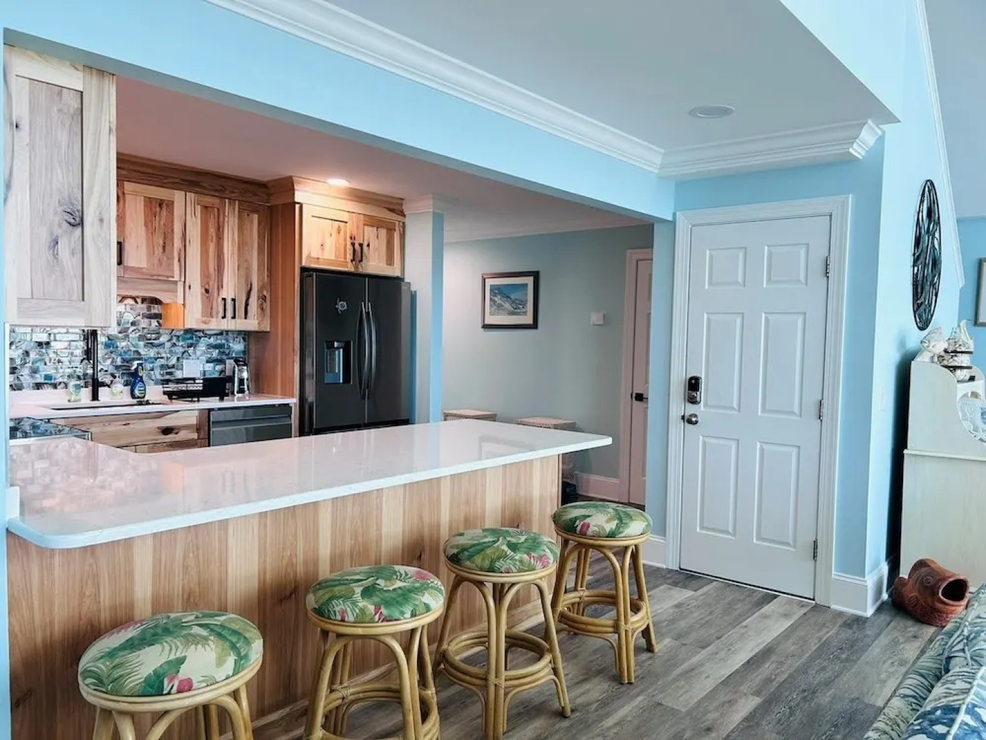 Serenity's Star 4 Bedroom Home by RedAwning