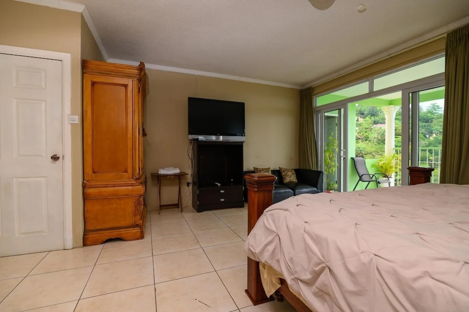 Look Out Point (Apartment with King Bed)