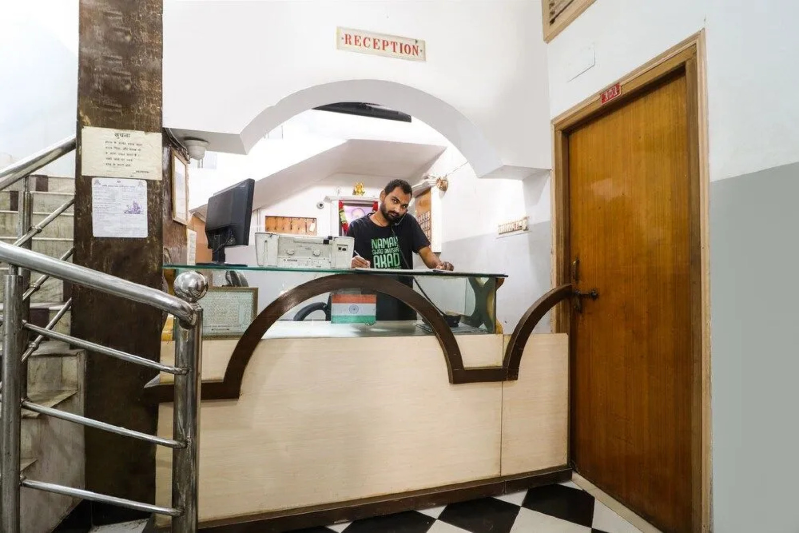 SPOT ON 60195 Hotel Rajvansh