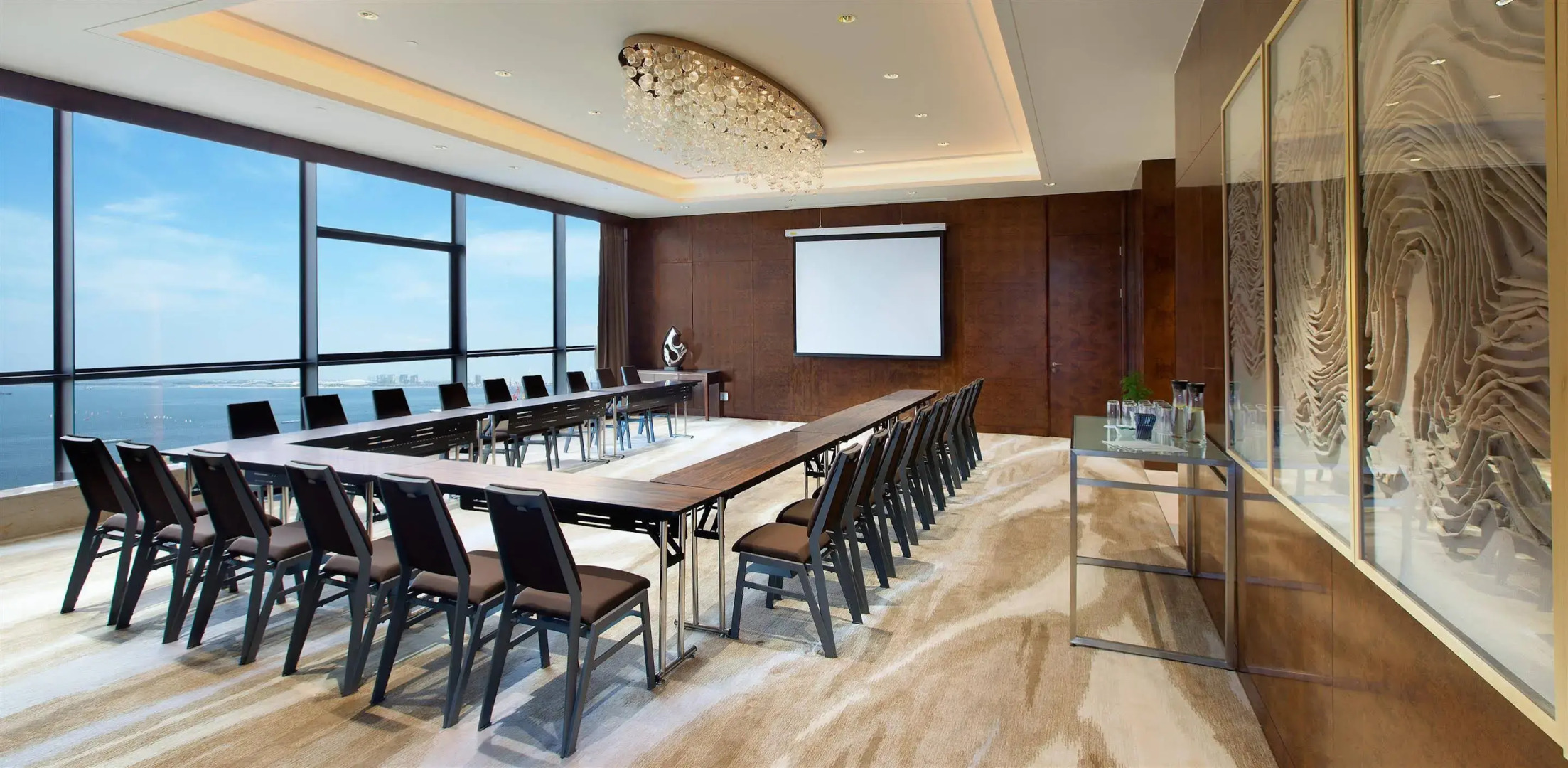 Sheraton Zhanjiang Hotel