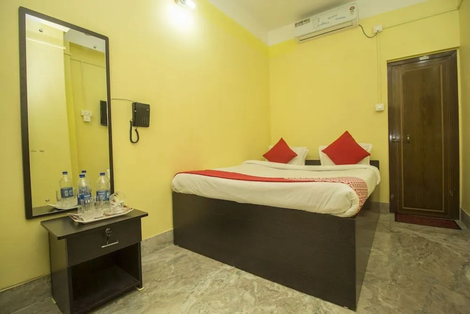 OYO 27701 Hotel Kshounish Residency
