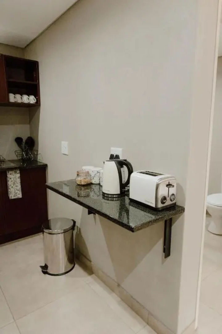 Marjaniek Guest House & Game Lodge