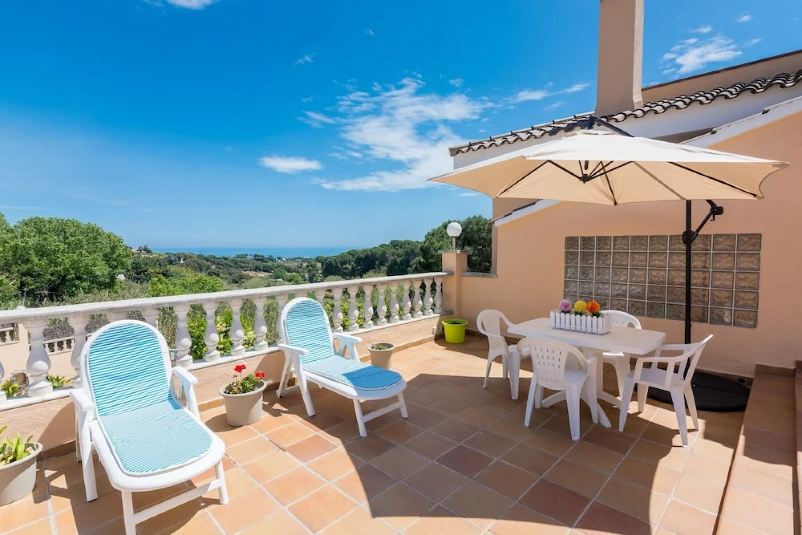 HomeHolidaysRentals Aube - Costa Barcelona