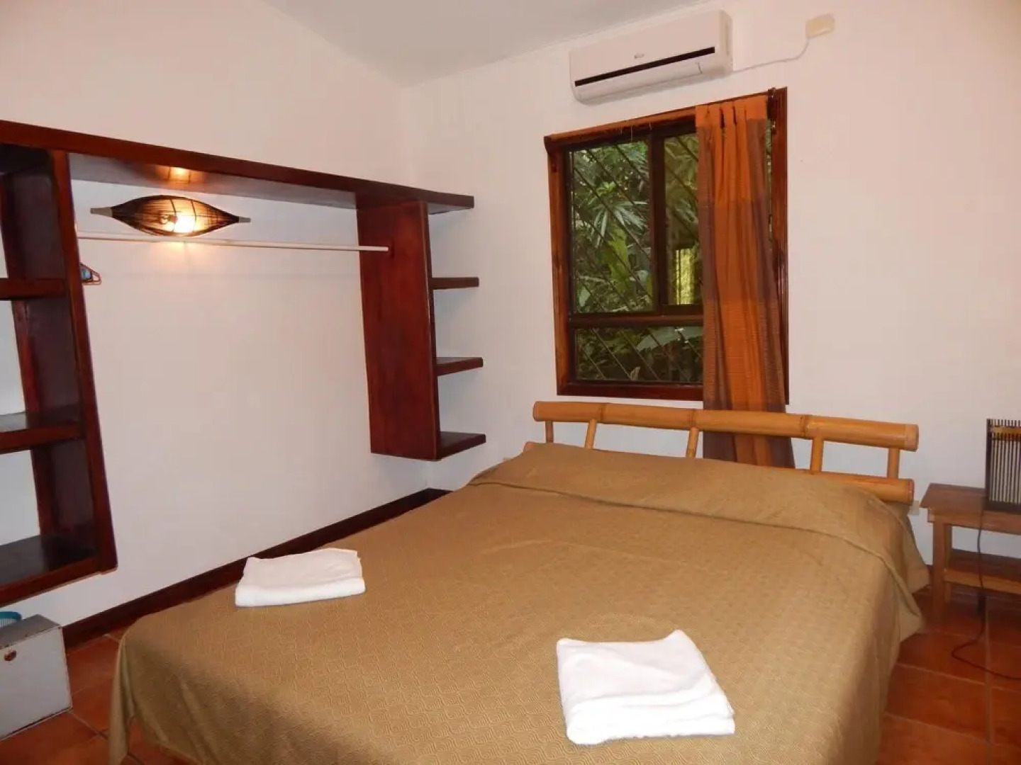 Eco-condo Serviced Apartments in Quepos w Pool Wildlife Visits