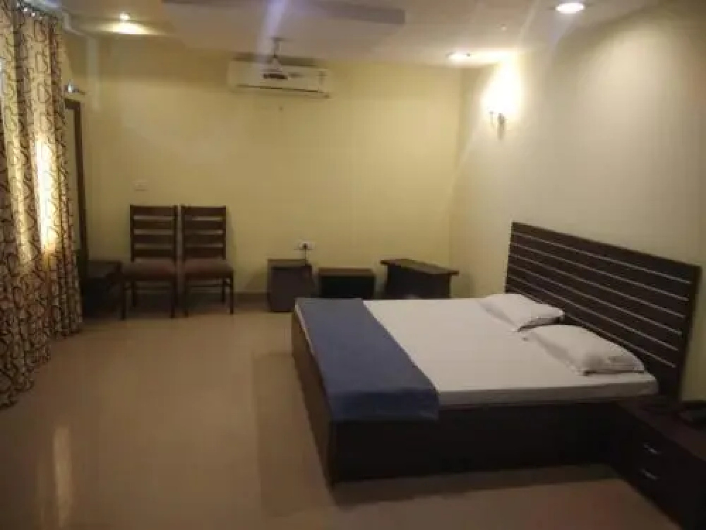 A-5 , Vijay Path,Tilak Nagar Jaipur