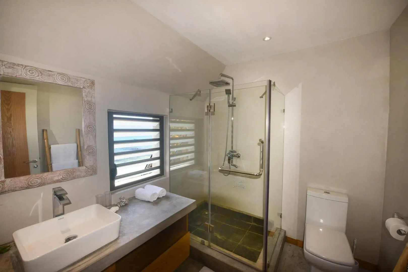 Eolia Luxury Beachfront Villas by BARNES