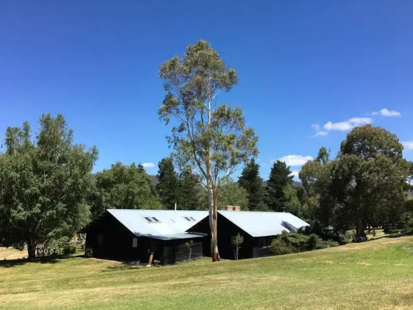 Crackenback Farm Guesthouse