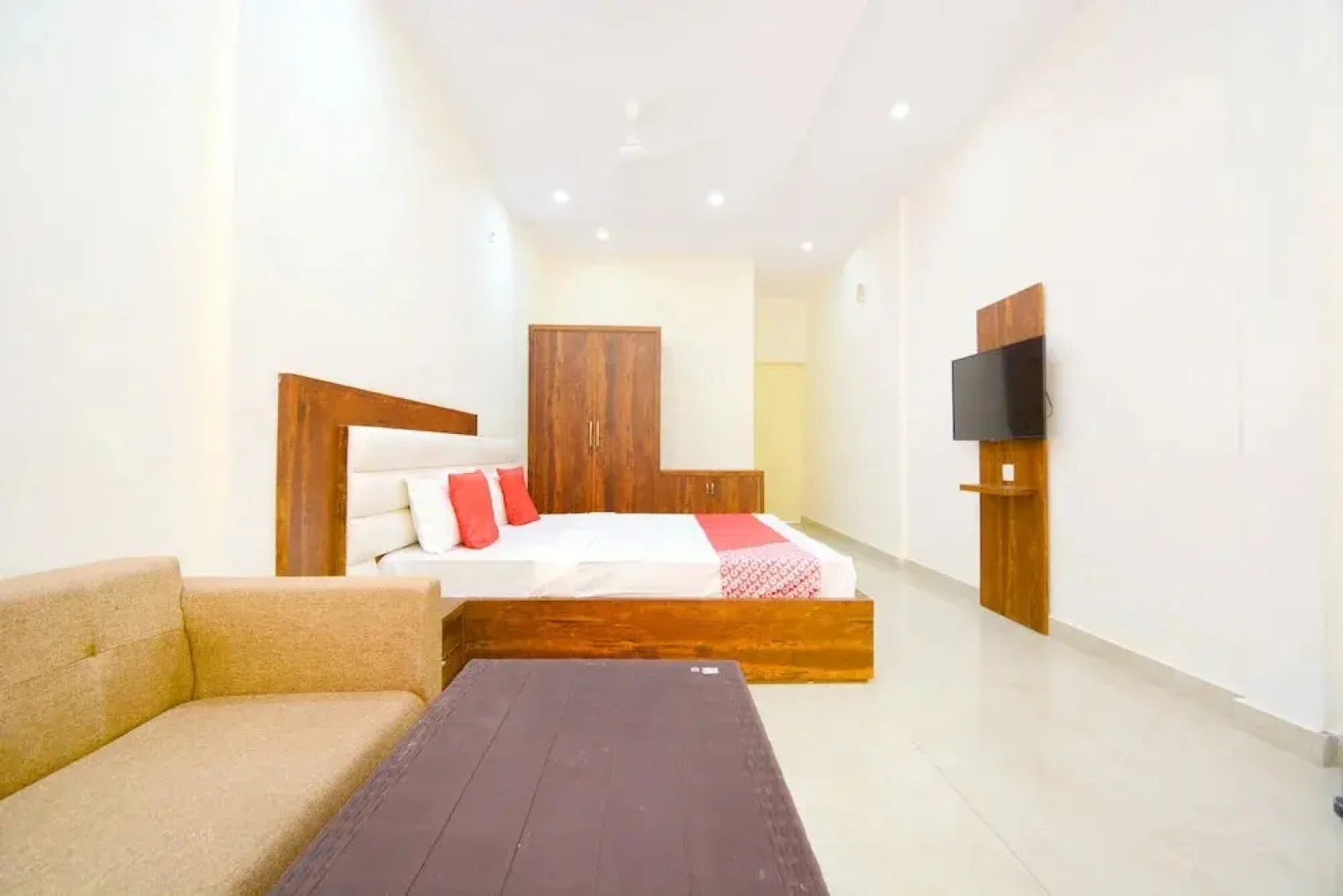 Riverview Health Resort By OYO Rooms