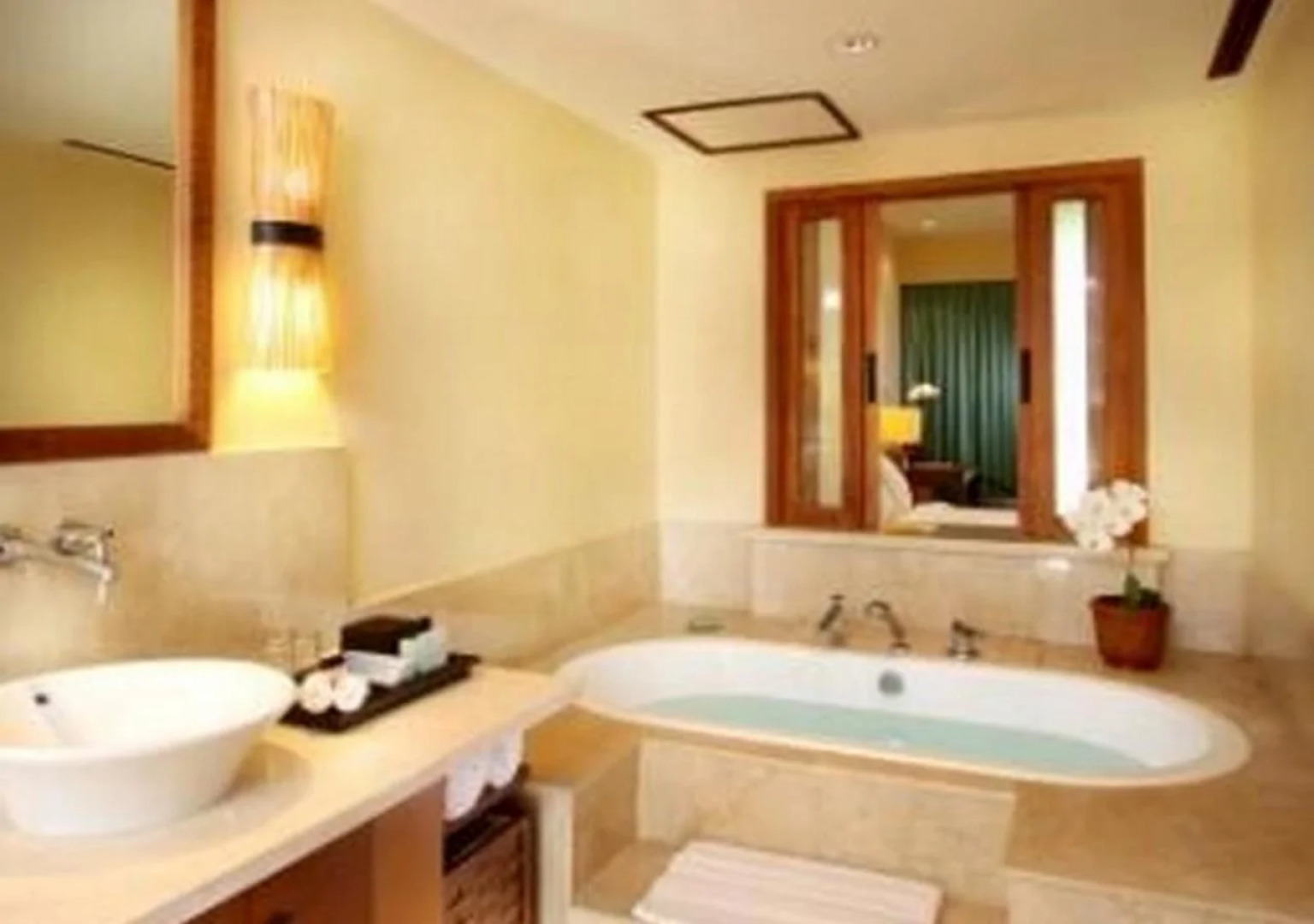 The Santosa Villas & Resort Lombok