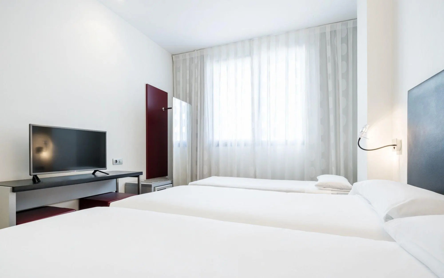 Hotel ILUNION Aqua 3