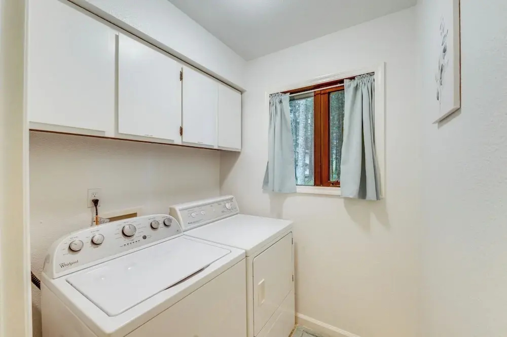 2 Mi to Mendenhall Glacier: Forest-view Sanctuary!