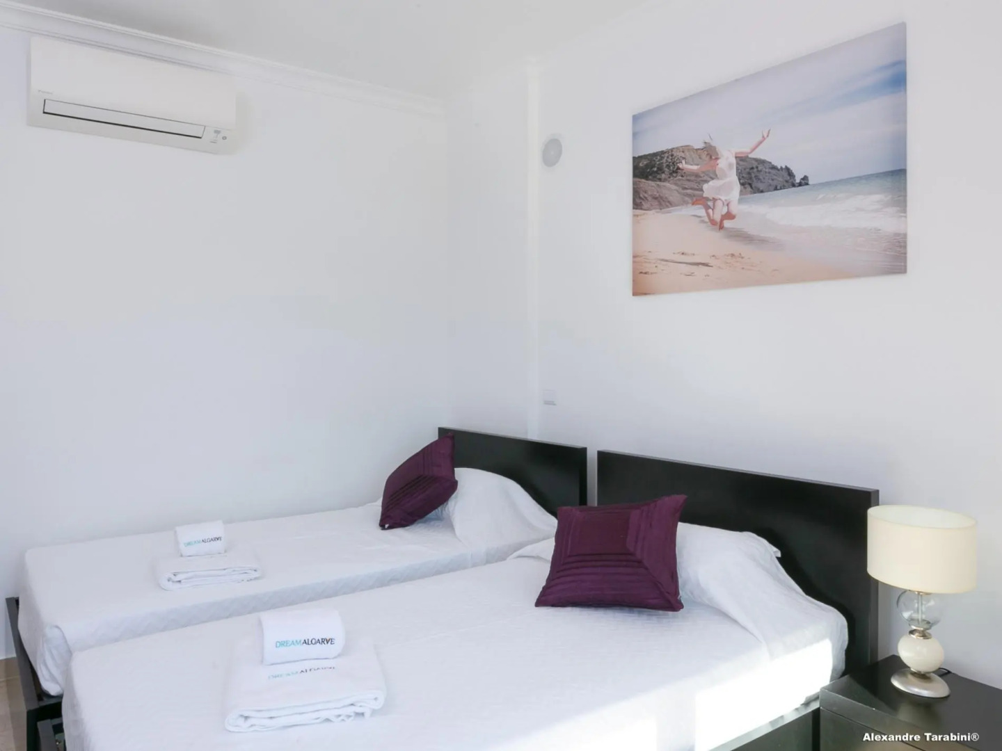 C04 - Pool View 3 Bed Apartment