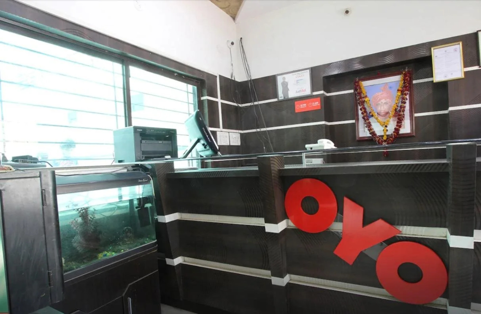 Hotel SKG Comforts by OYO Rooms
