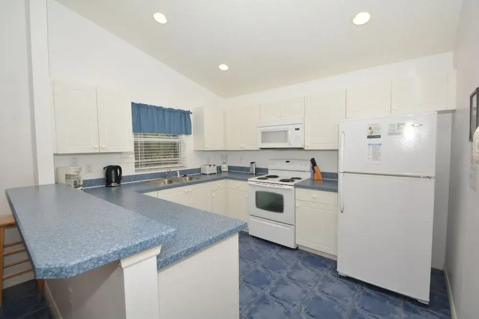 116MR-Dolphin Villa by RedAwning