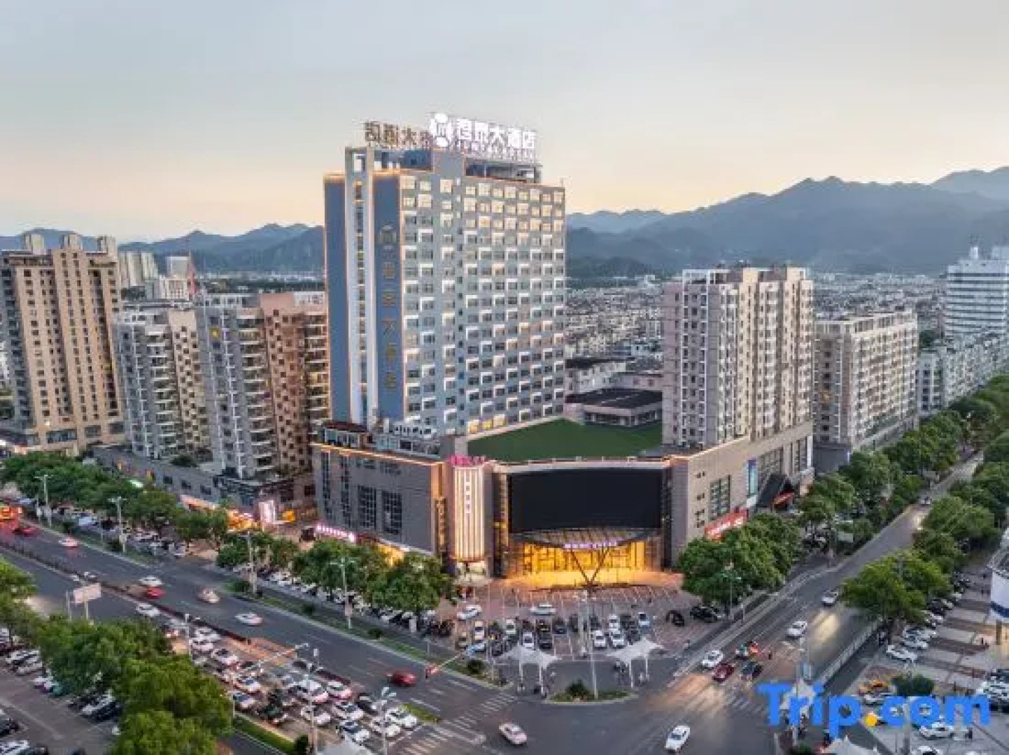 Juntai Hotel - Linhai