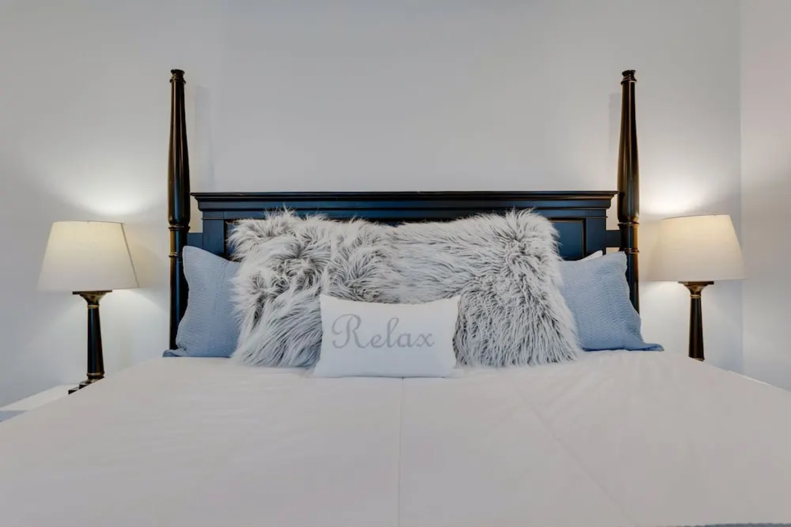 Beach House 2 on Lake LBJ - Sleeps 24