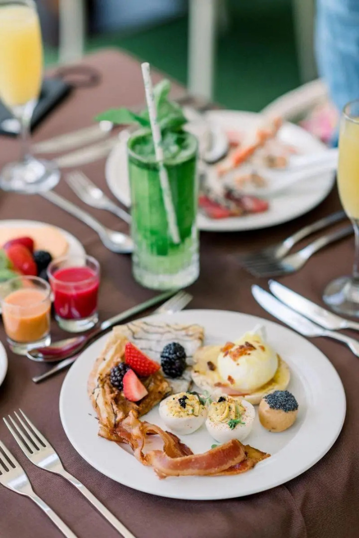 Caribbean Club Luxury Condo Hotel