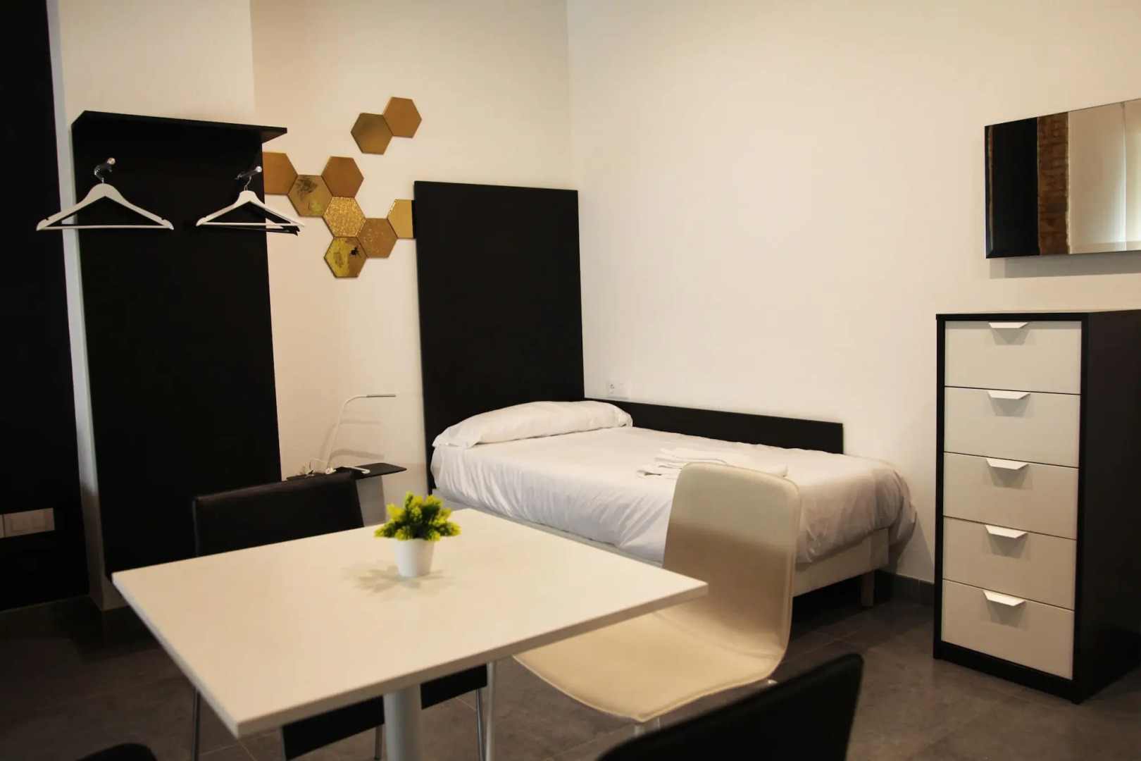 Soho Valencia Apartments