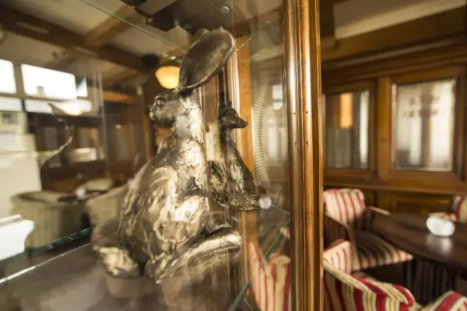 Riverside Suites Hotel