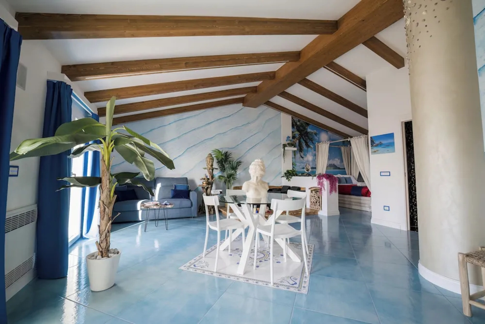 Étoiles Luxury Guest House Resort